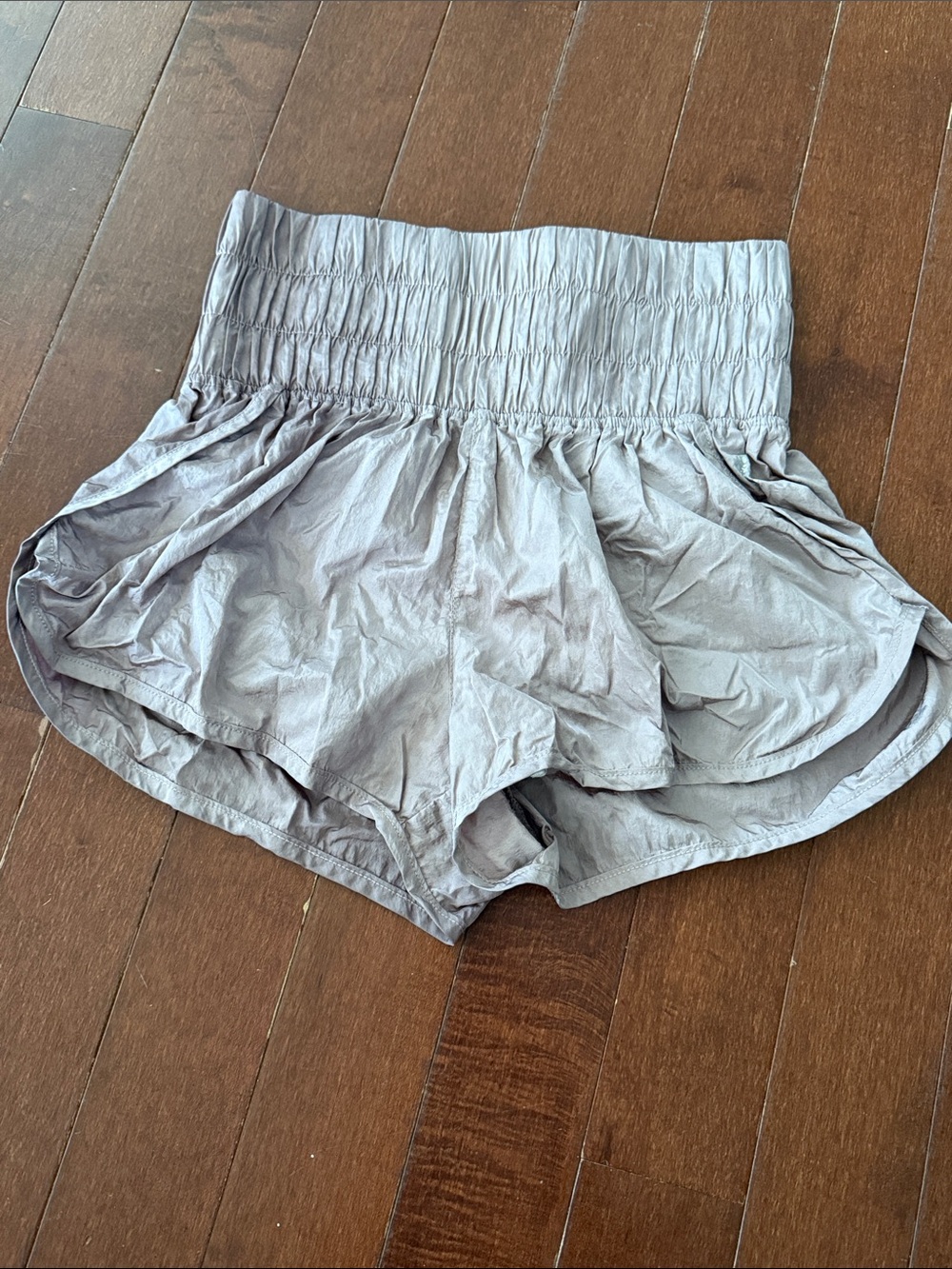 Free People High-Waist Smocked Women's Shorts — Light purple/Mauve